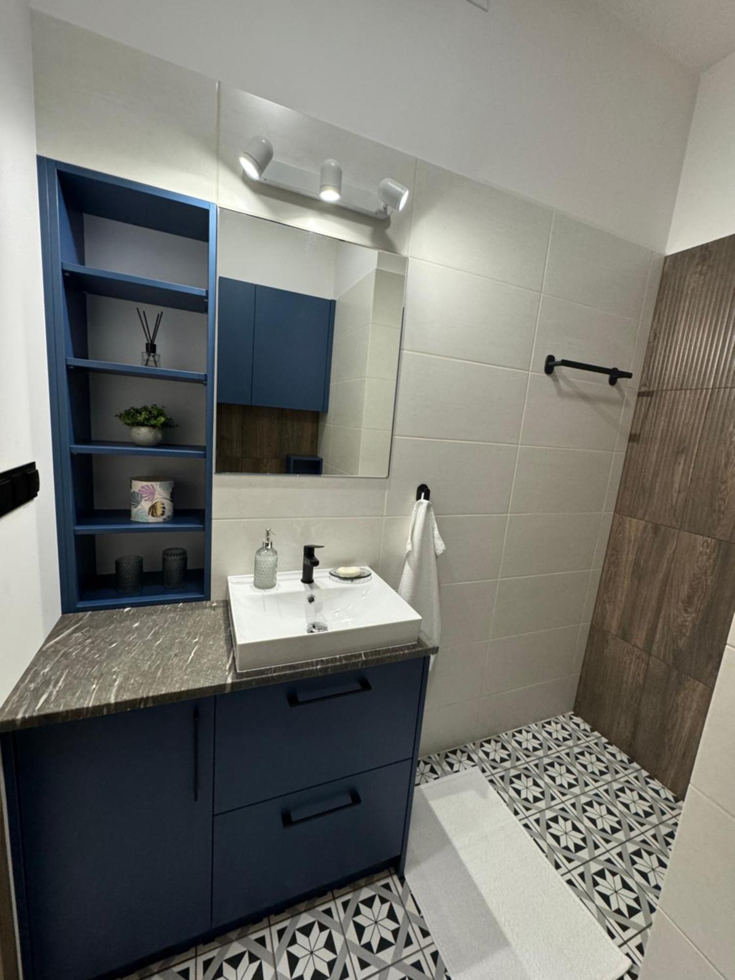Bastet Apartment